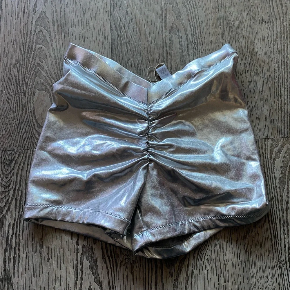 SKIMS Metallic Swim V waist shorts in Nickel NWT